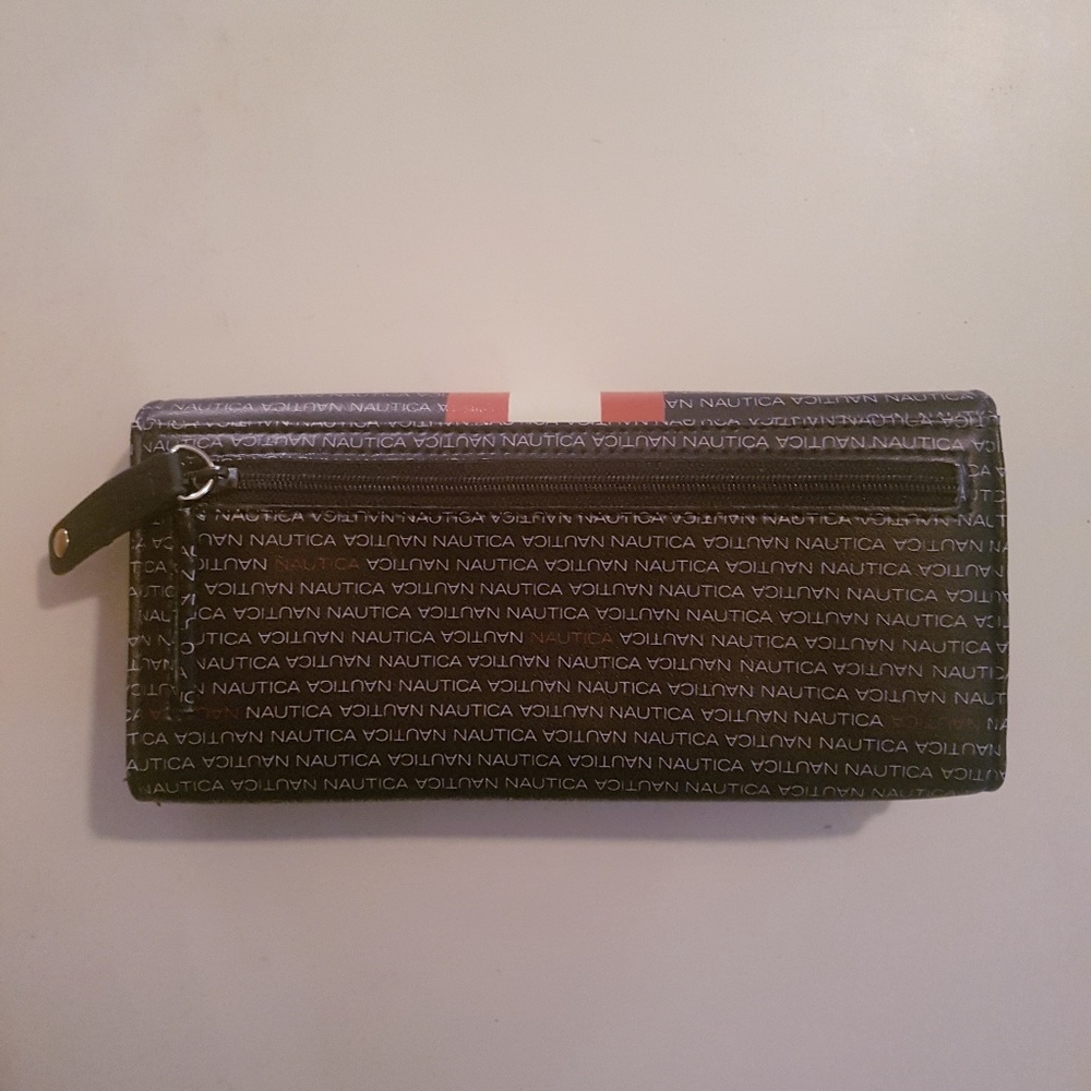 Wallet - Picture 2 of 4